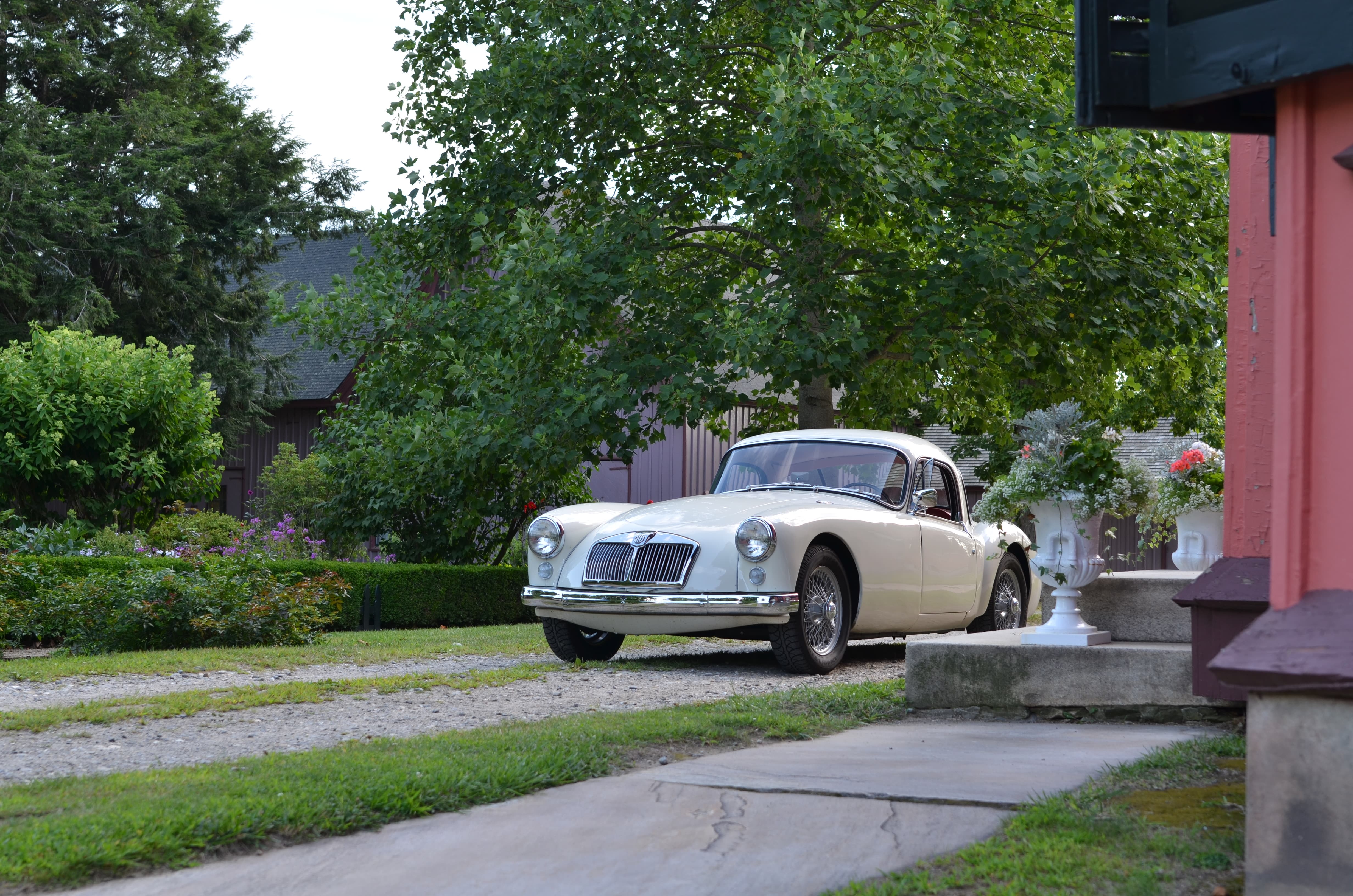 MG MGA Coupe 2copy